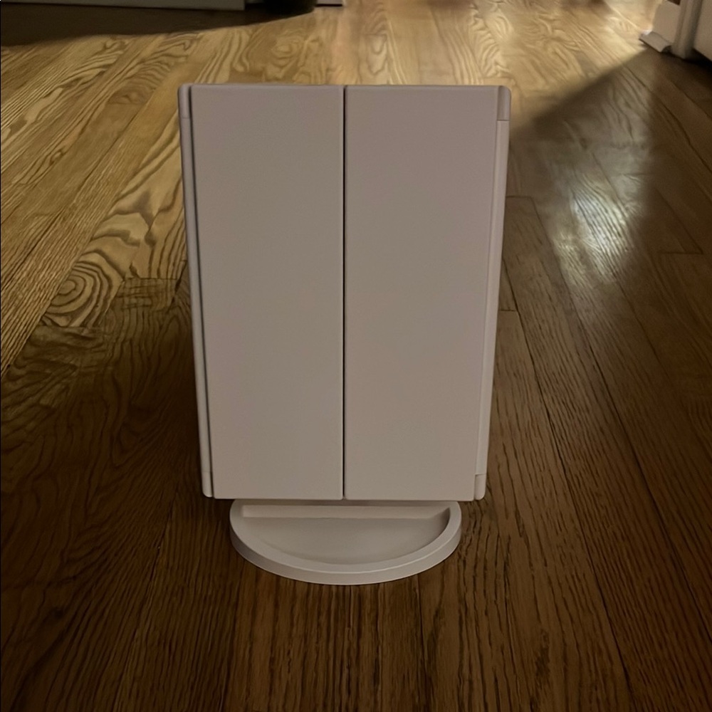 Vanity Mirror